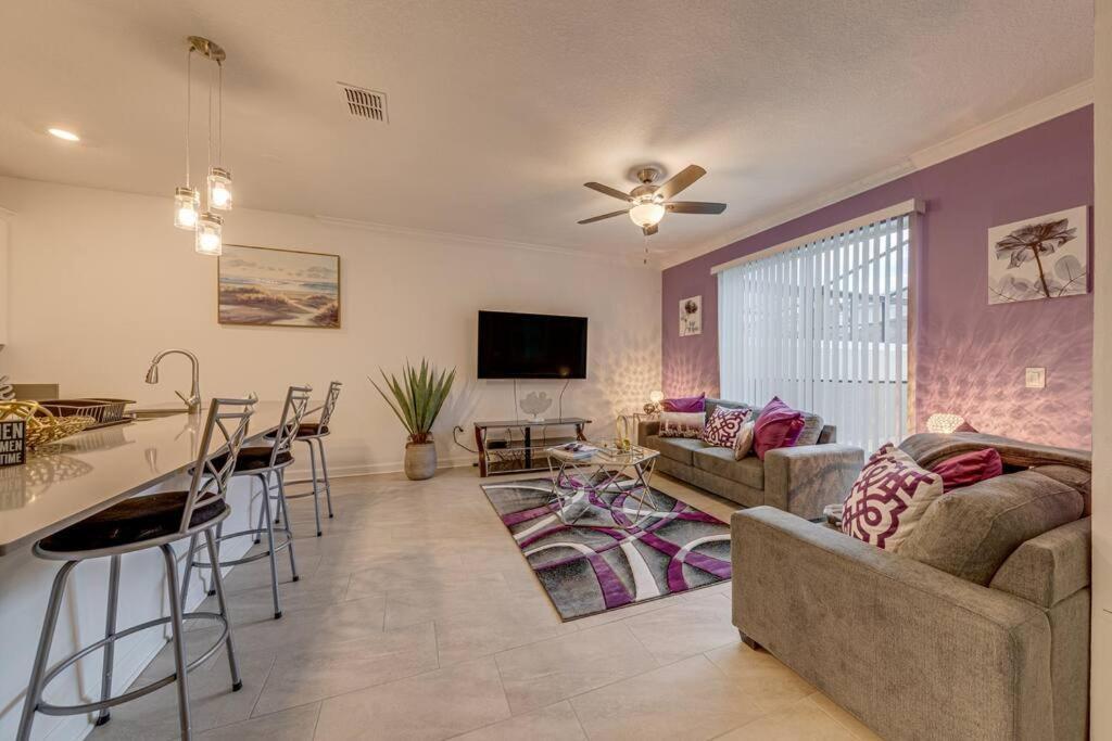 Newly Listed Townhouse Storey Lake, Free Waterpark Киссимми Экстерьер фото