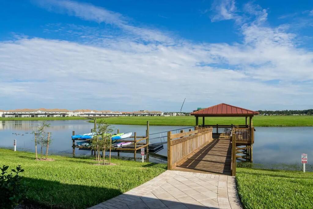 Newly Listed Townhouse Storey Lake, Free Waterpark Киссимми Экстерьер фото